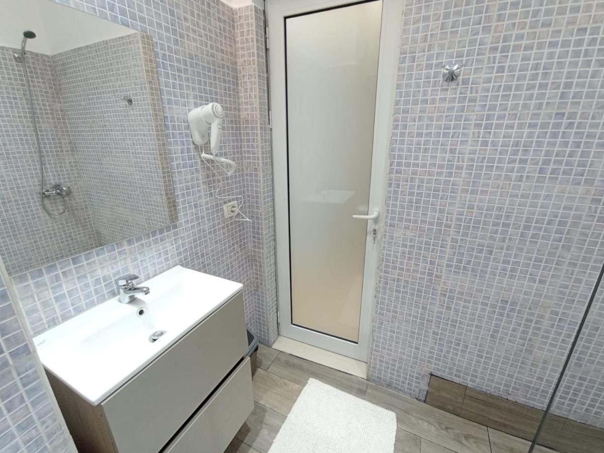 Trea Accomodations - Suite Lungomare Vlorë Exterior foto