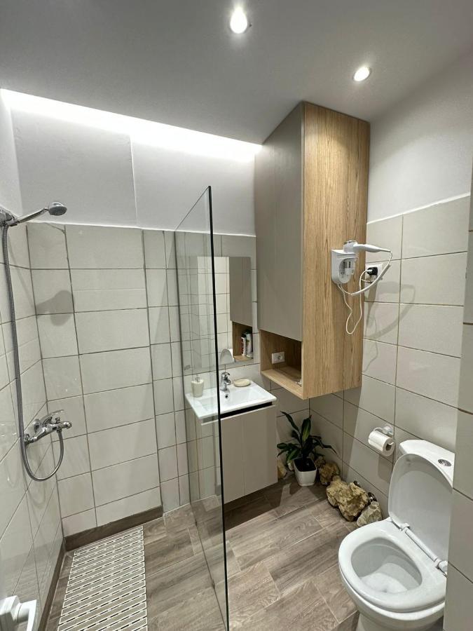 Trea Accomodations - Suite Lungomare Vlorë Exterior foto